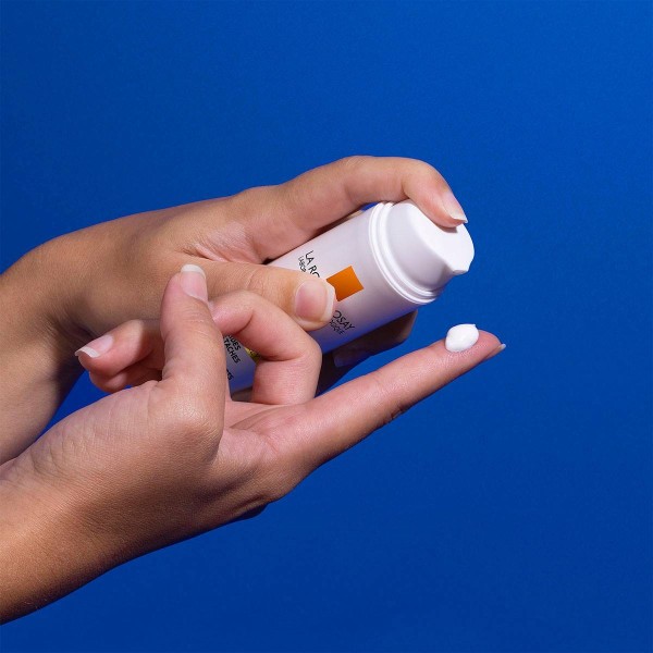 La Roche Posay Anthelios Age Correct Photocorrection Daily Light Cream SPF50 50ml (Αντηλιακή Κρέμα Προσώπου κατά των Σημαδιών Γήρανσης) La Roche Posay Anthelios Age Correct Photocorrection Daily Light Cream SPF50 50ml (Αντηλιακή Κρέμα Προσώπου κατά των Σημαδιών Γήρανσης)