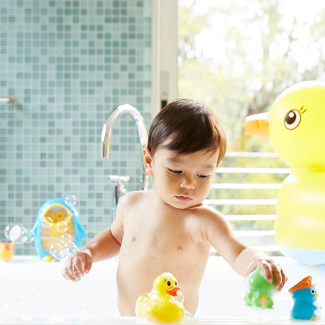 Munchkin Bath Fun Bubble Blower 12M+ (Μηχανή Σαπουνόφουσκας για το Μπάνιο)