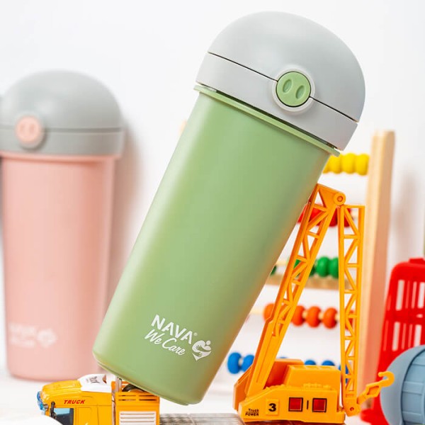 Nava We Care Plastic Water Bottle with Silicone Straw Green 380ml (Πλαστικό Μπουκάλι με Καλαμάκι Σιλικόνης)