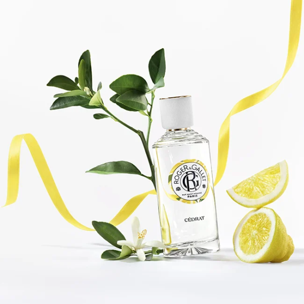 Roger & Gallet Cedrat Wellbeing Fragrant Water Perfume with Citron Essential 100ml (Γυναικείο Άρωμα Εμπλουτισμένο με Αιθέριο Έλαιο Κίτρου)