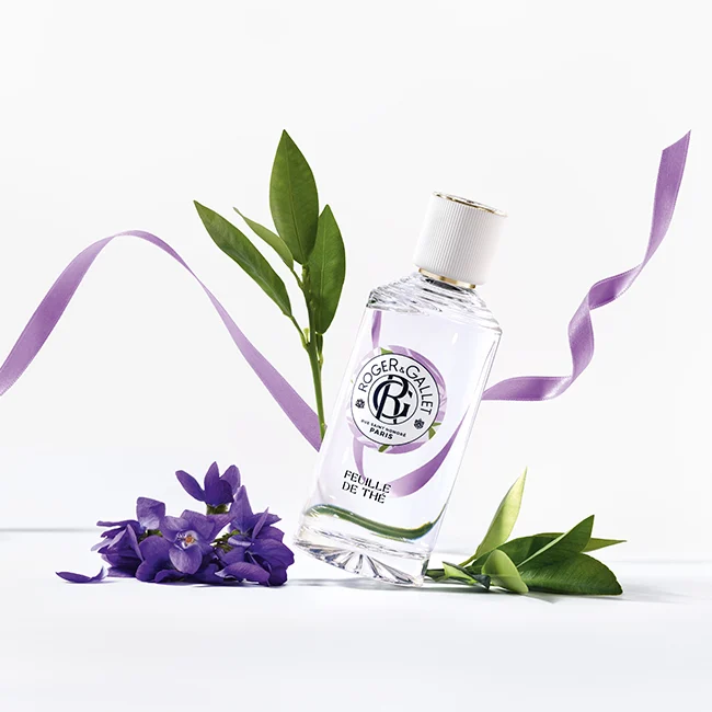 Roger & Gallet Feuille de Thé Wellbeing Fragrant Water Perfume 100ml (Γυναικείο Άρωμα Εμπλουτισμένο με Εκχύλισμα Μαύρου Τσαγιού) Roger & Gallet Feuille de Thé Wellbeing Fragrant Water Perfume 100ml (Γυναικείο Άρωμα Εμπλουτισμένο με Εκχύλισμα Μαύρου Τσαγιού)