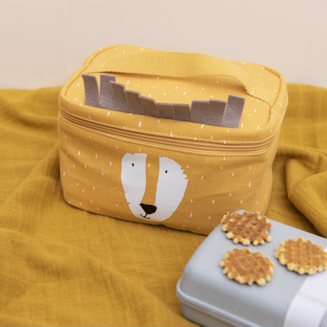 Trixie Thermal Lunch Bag - Mr.Lion (Ισοθερμική Τσάντα Φαγητού) Trixie Thermal Lunch Bag - Mr.Lion (Ισοθερμική Τσάντα Φαγητού)