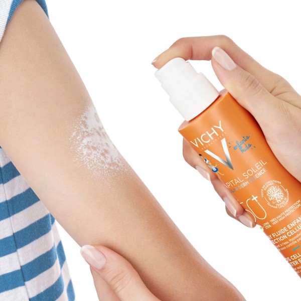 Vichy Suncare Capital Soleil Kids Cell Protect Water Fluid Spray SPF50+ for Face & Body 200ml (Λεπτόρρευστο Παιδικό Αντηλιακό Γαλάκτωμα σε Spray για Πρόσωπο & Σώμα)